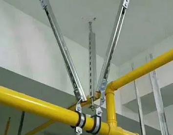 闸阀支撑架的质量要求。价格决定了富民抗震支撑框架的质量。